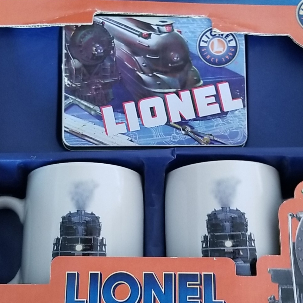 VTG Lionel Gift Set Collectible Mugs & Cocoa Tin - Picture 4 of 16